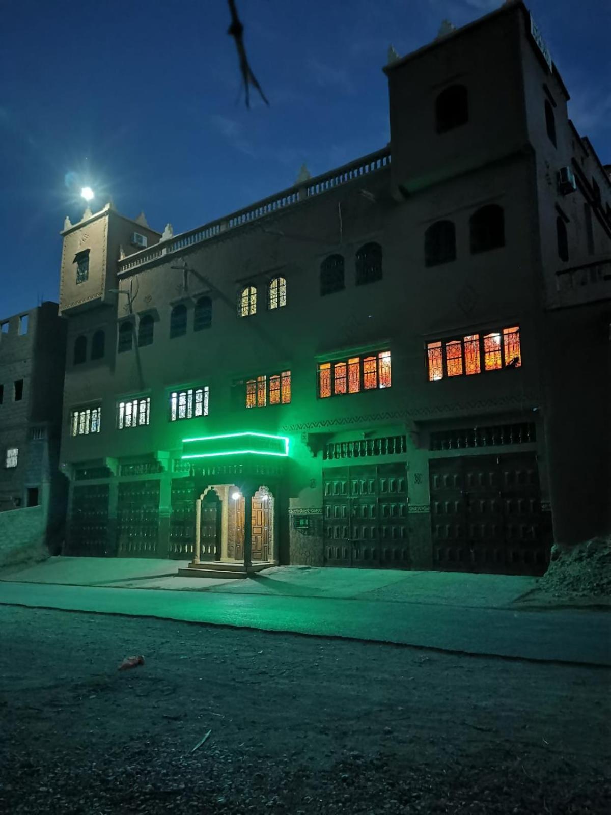 Hotel Awayou Bou Drarar Exterior foto