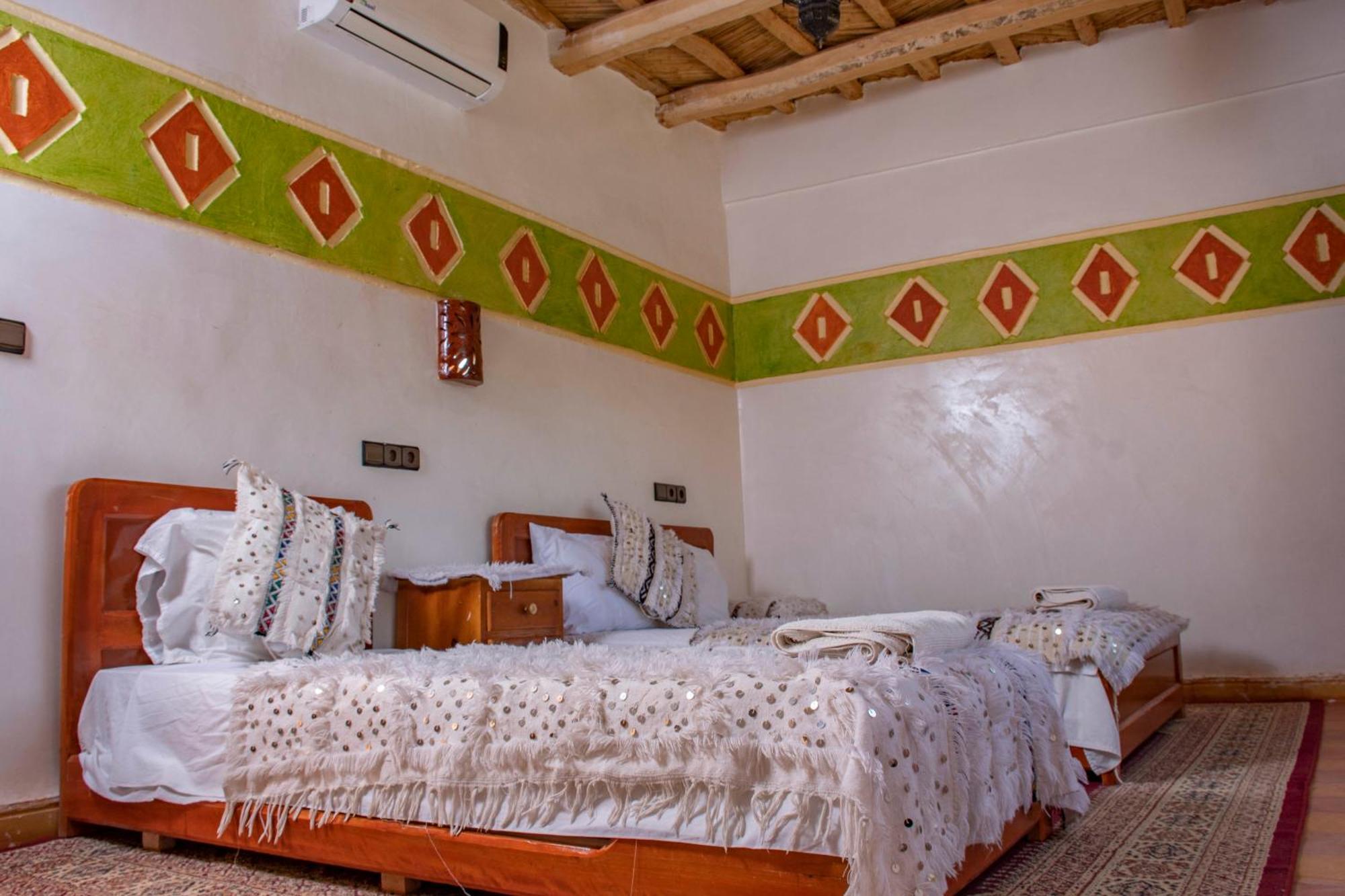 Hotel Awayou Bou Drarar Exterior foto